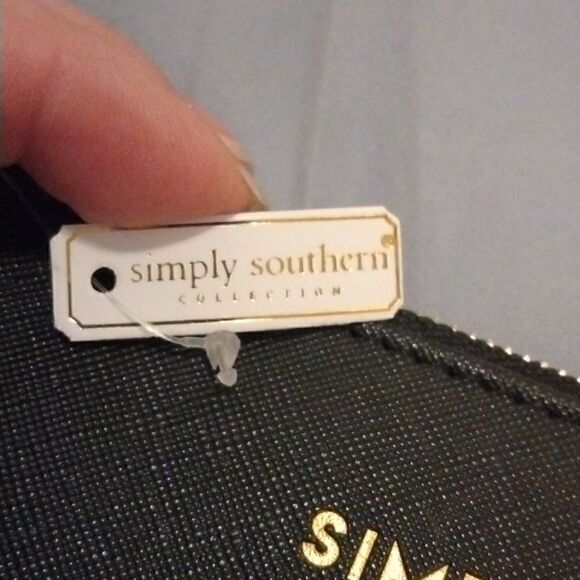 Simply Southern Clutch   - Picture 3 of 4